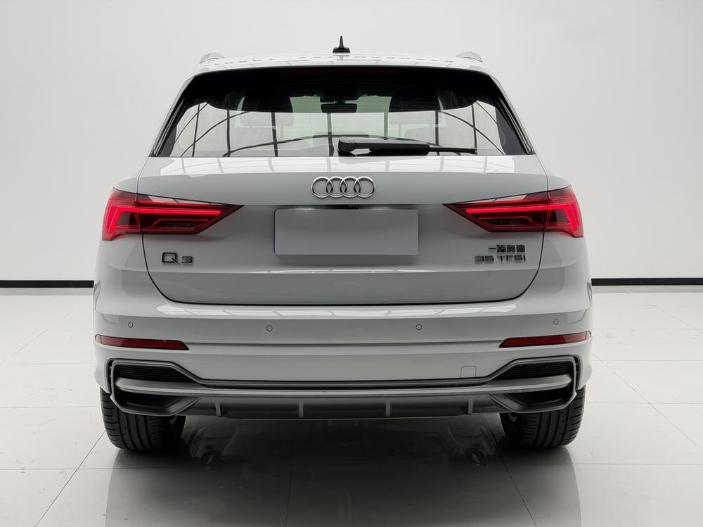Audi Audi Q3