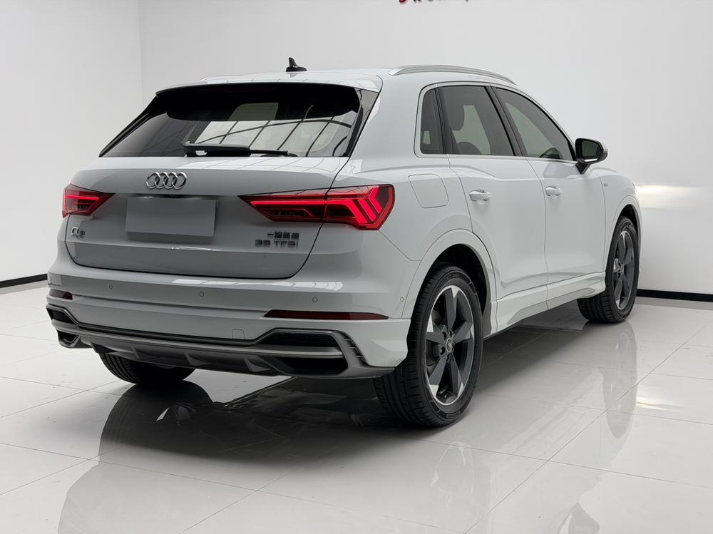 Audi Audi Q3