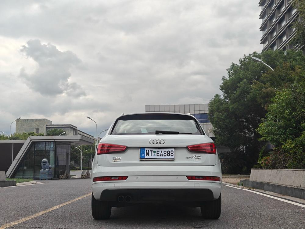 Audi Audi Q3