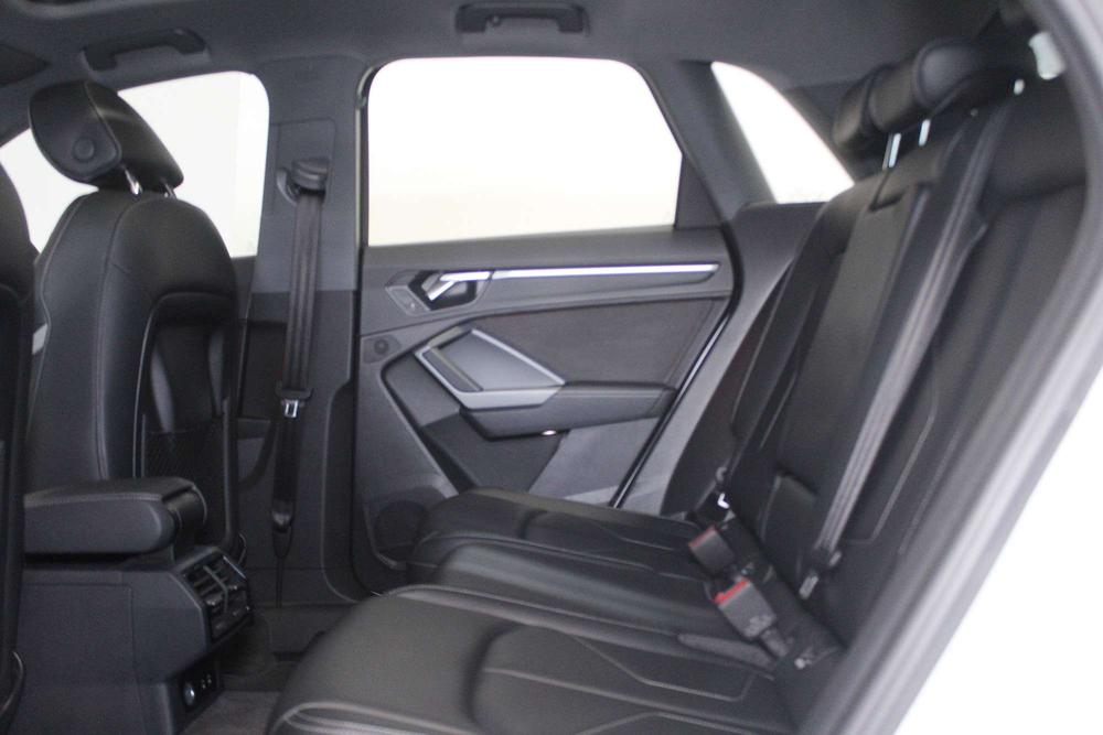 Audi Audi Q3