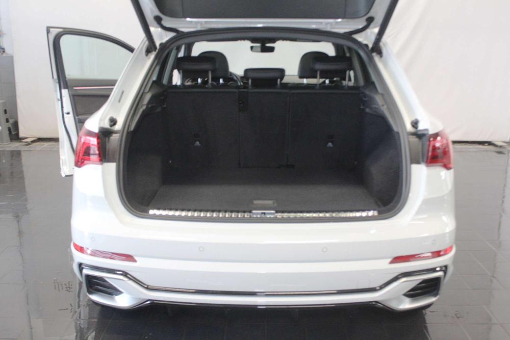 Audi Audi Q3