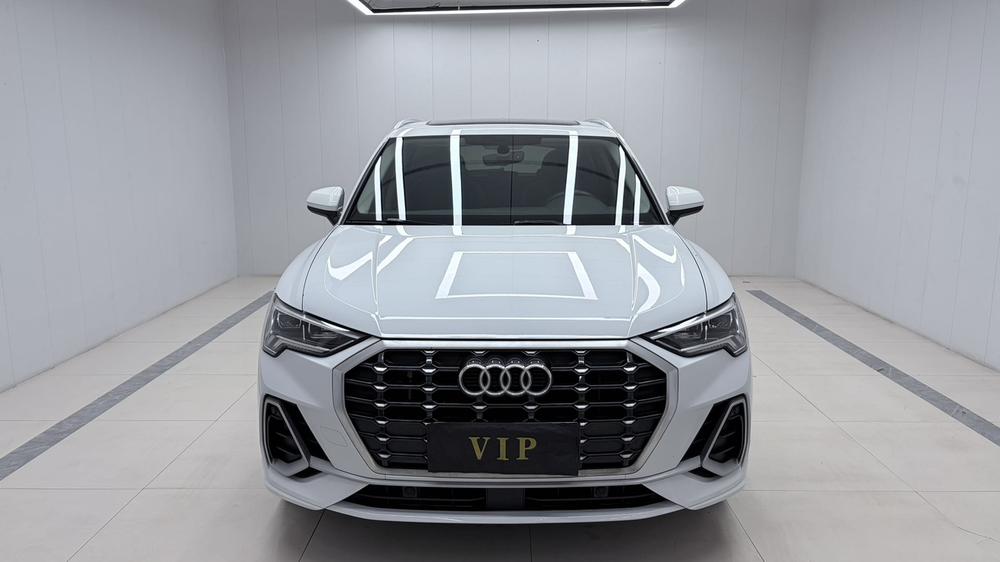 Audi Audi Q3