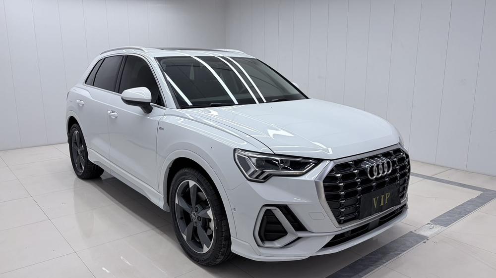 Audi Audi Q3