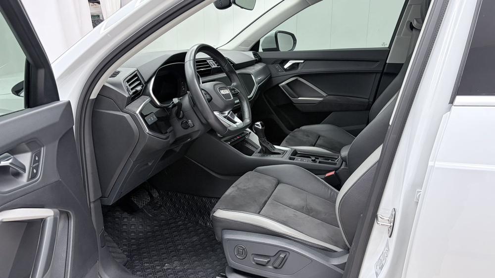 Audi Audi Q3
