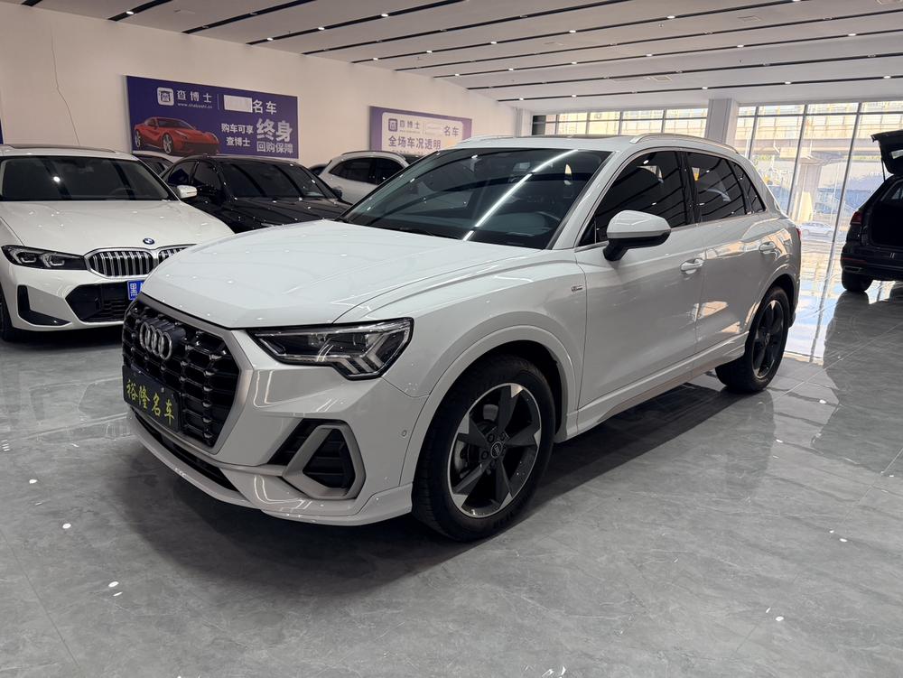 Audi Audi Q3