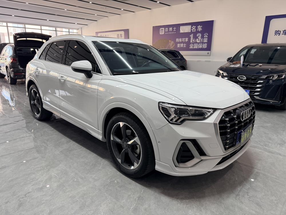 Audi Audi Q3