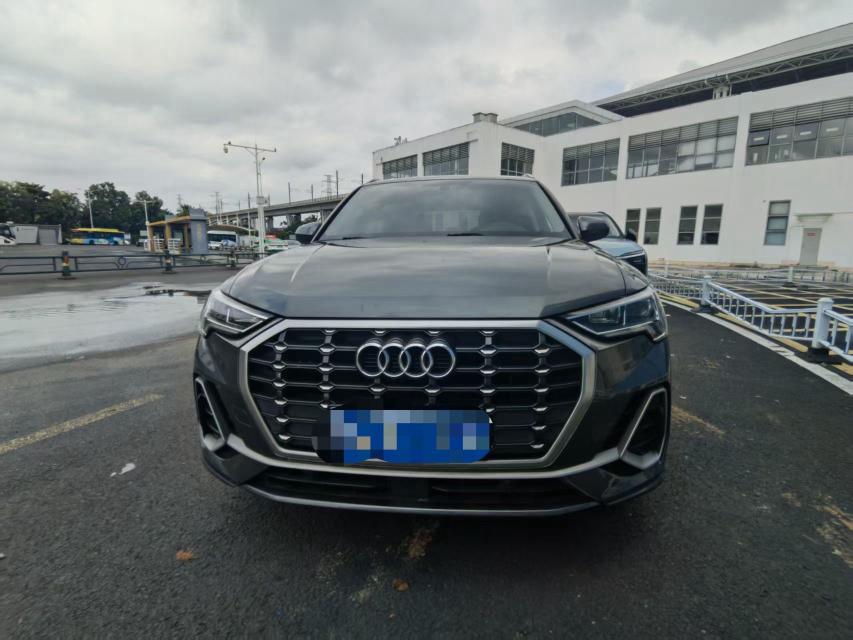 Audi Audi Q3