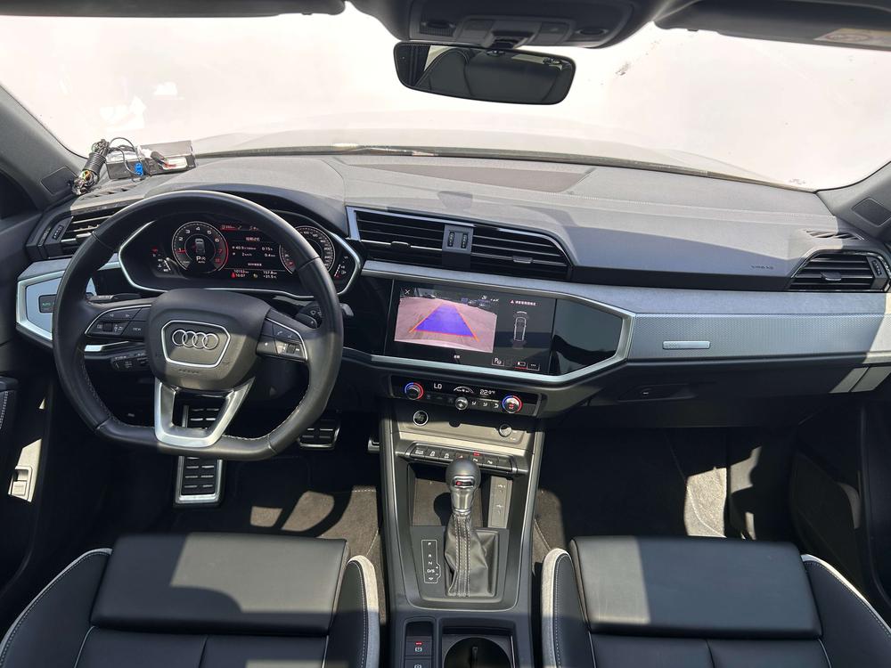 Audi Audi Q3