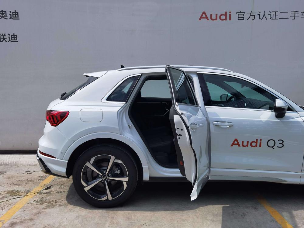 Audi Audi Q3