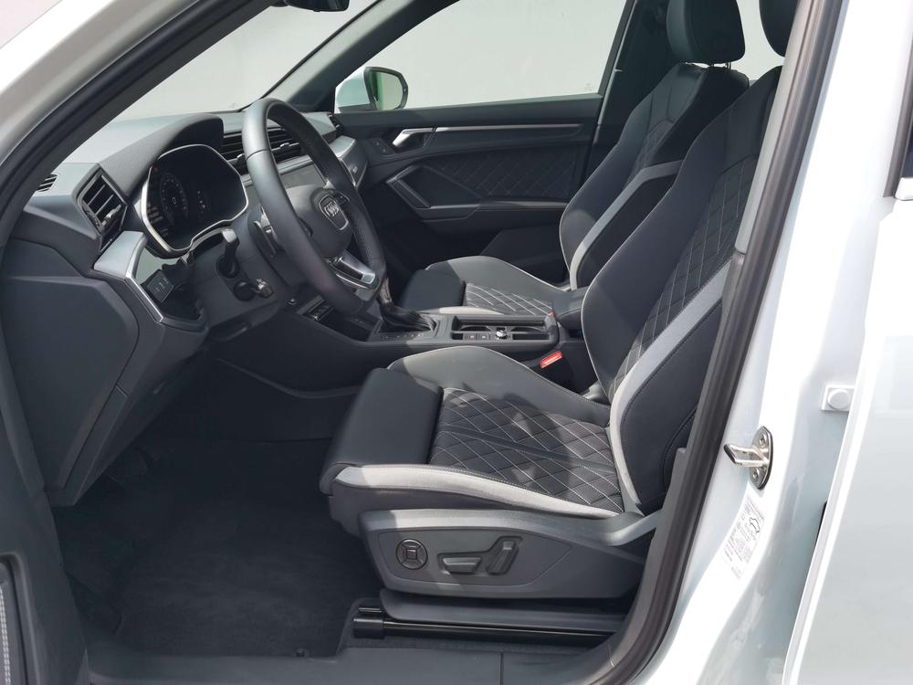 Audi Audi Q3