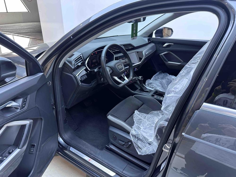 Audi Audi Q3