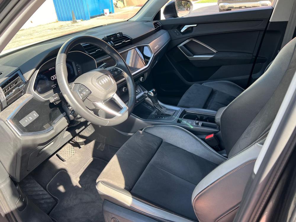 Audi Audi Q3