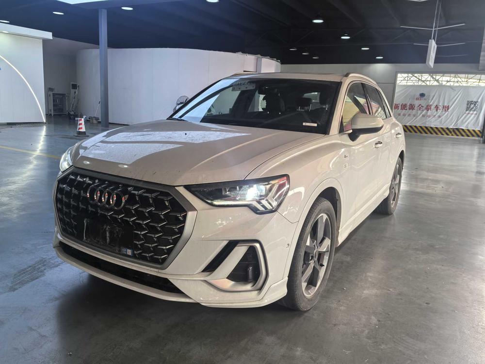Audi Audi Q3