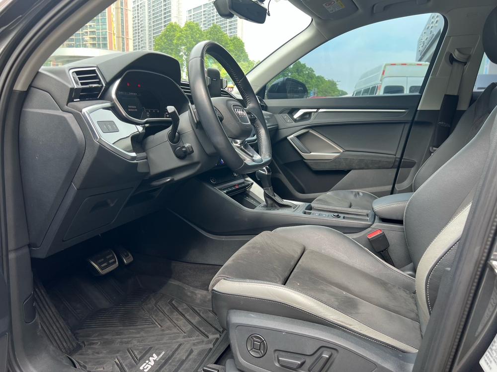 Audi Audi Q3