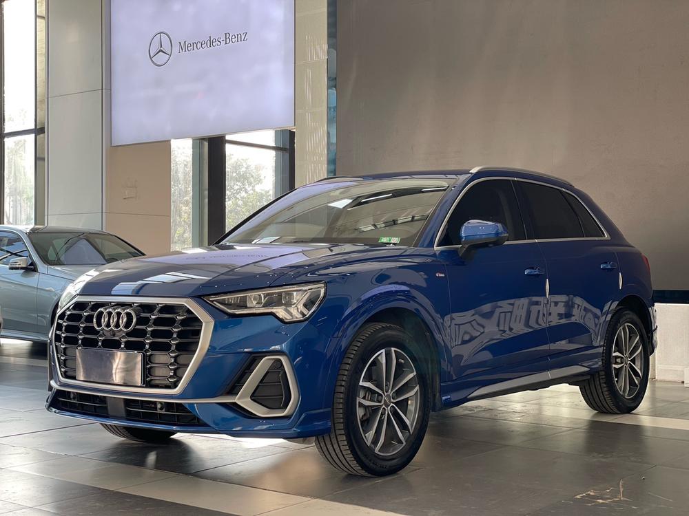 Audi Audi Q3