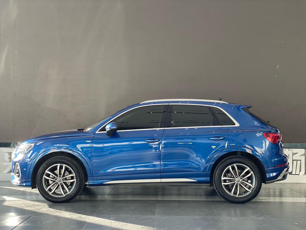 Audi Audi Q3