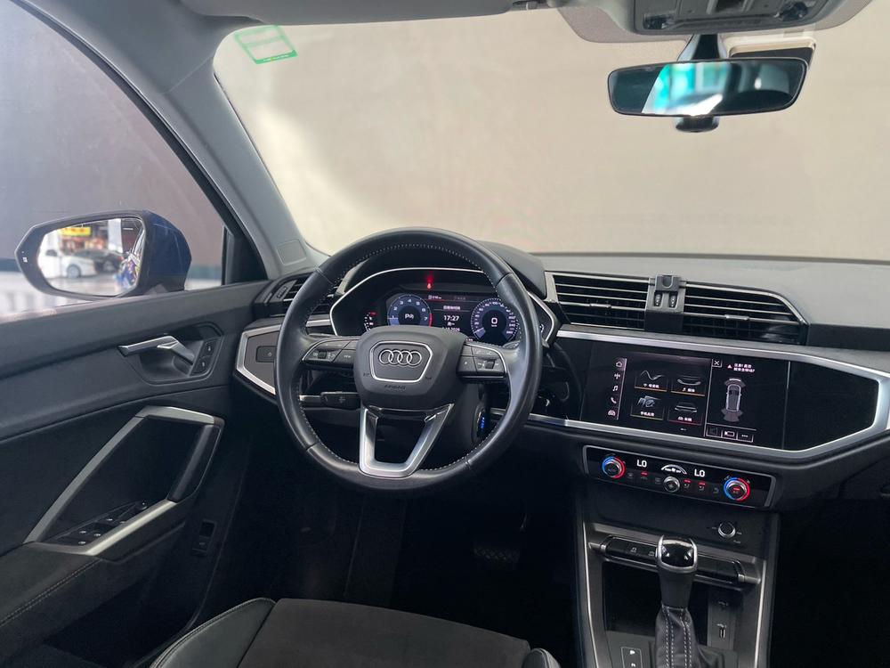 Audi Audi Q3