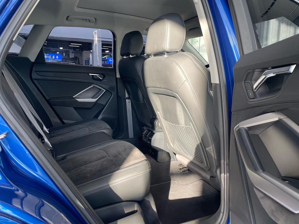 Audi Audi Q3
