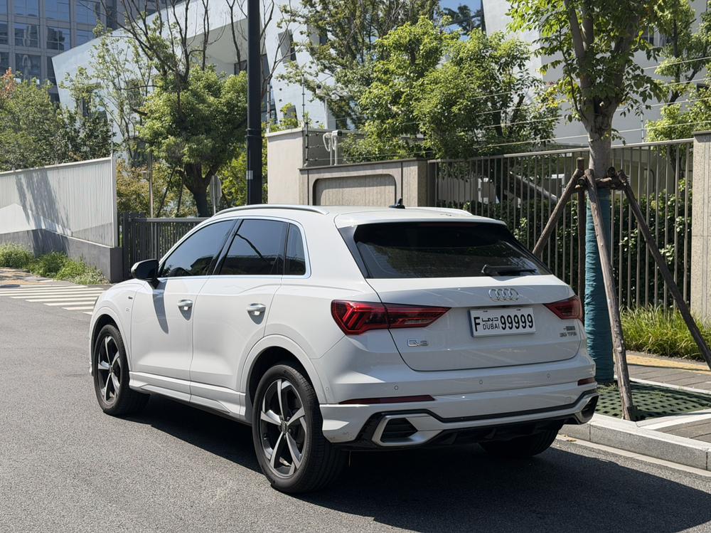 Audi Audi Q3