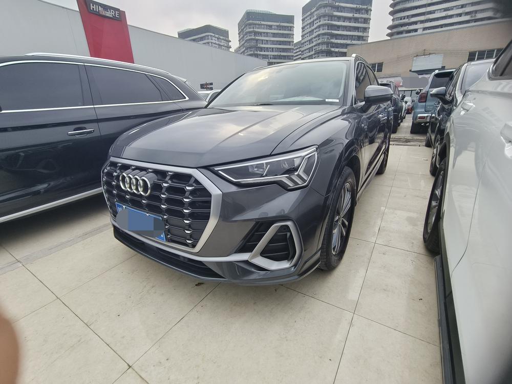 Audi Audi Q3