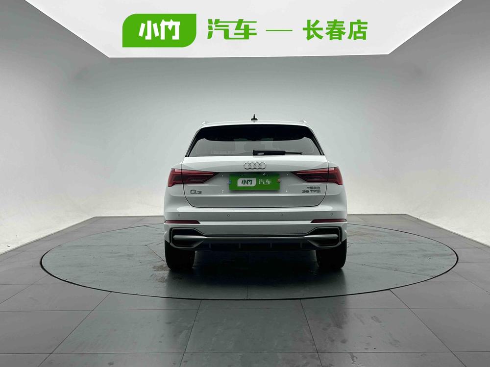 Audi Audi Q3