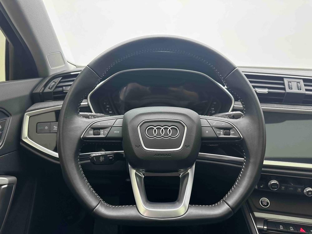 Audi Audi Q3