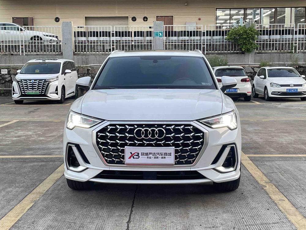 Audi Audi Q3