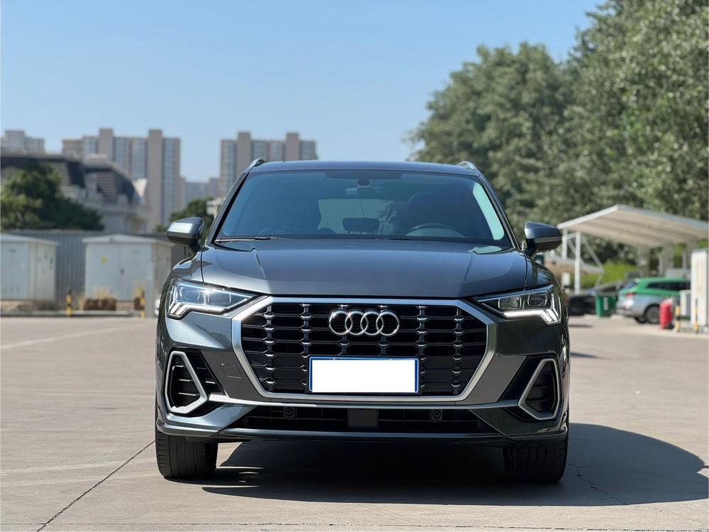 Audi Audi Q3