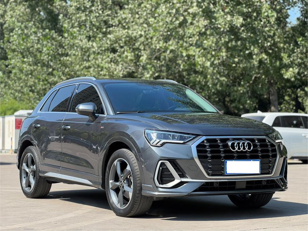 Audi Audi Q3