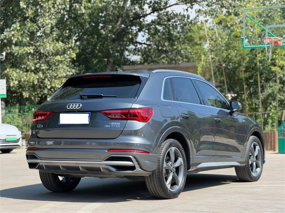 Audi Audi Q3