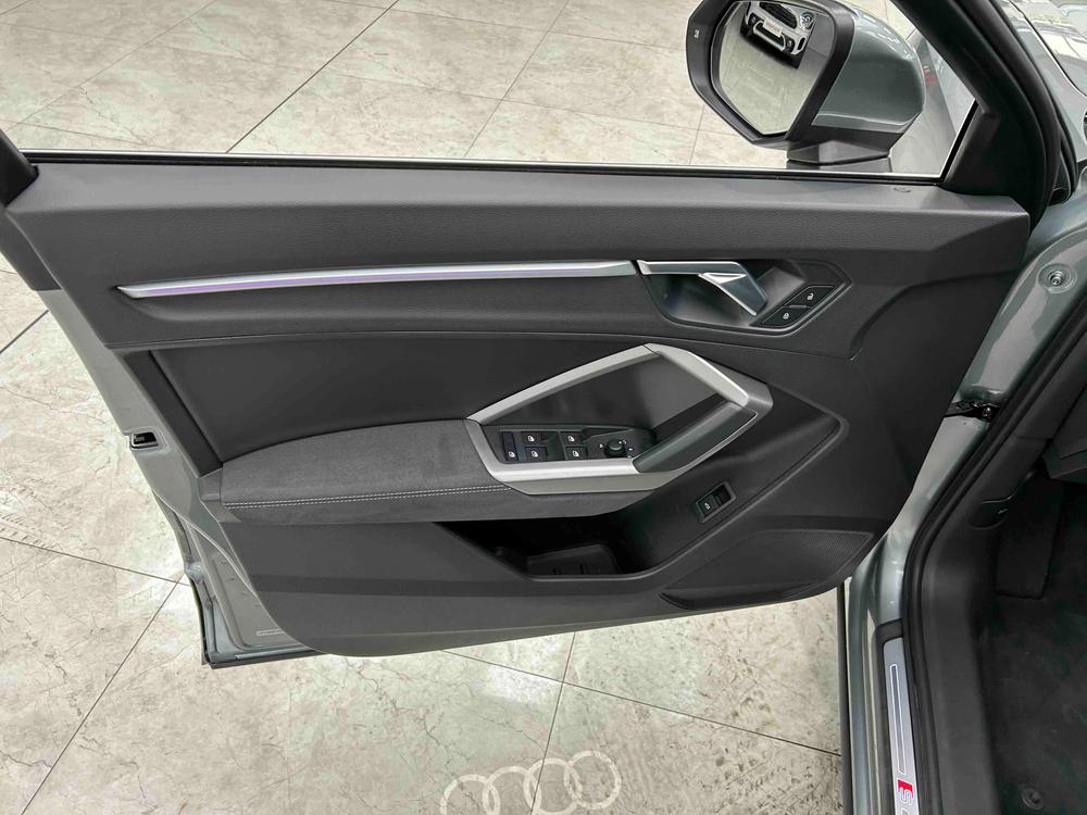 Audi Audi Q3