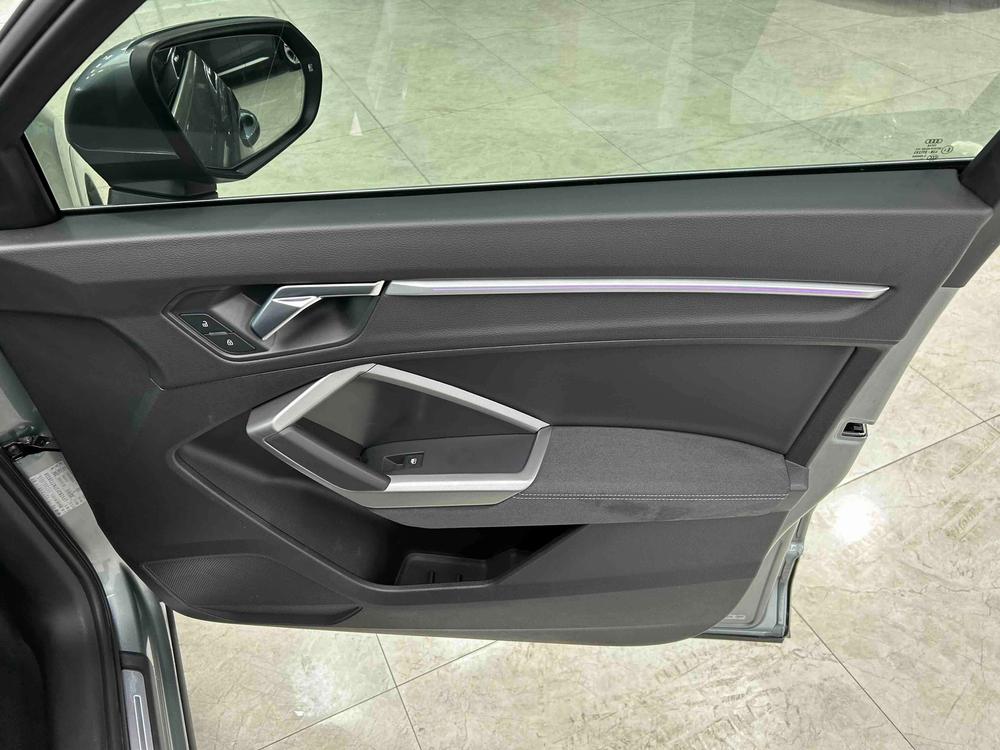 Audi Audi Q3