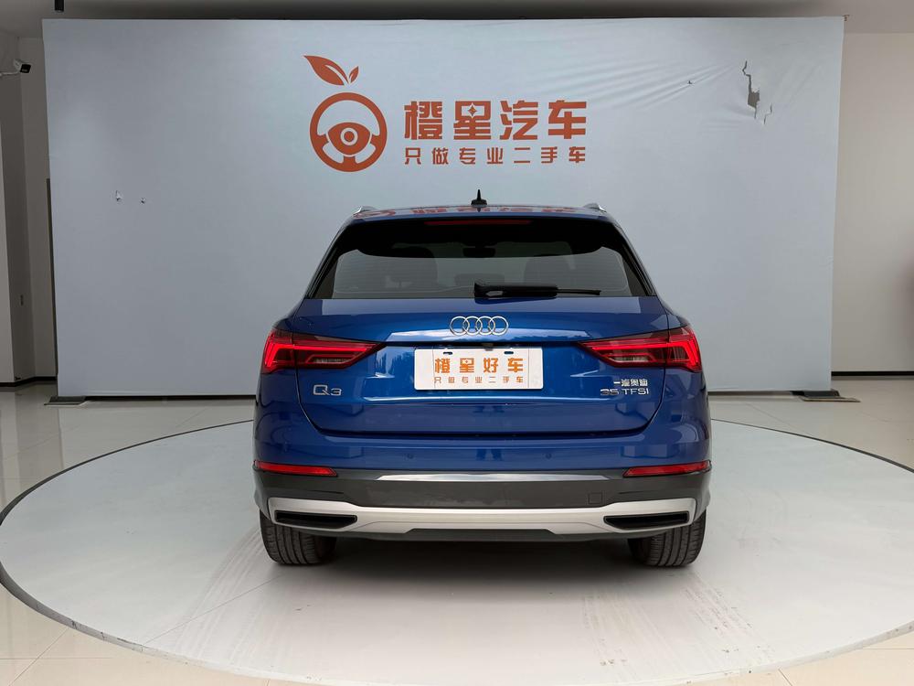 Audi Audi Q3