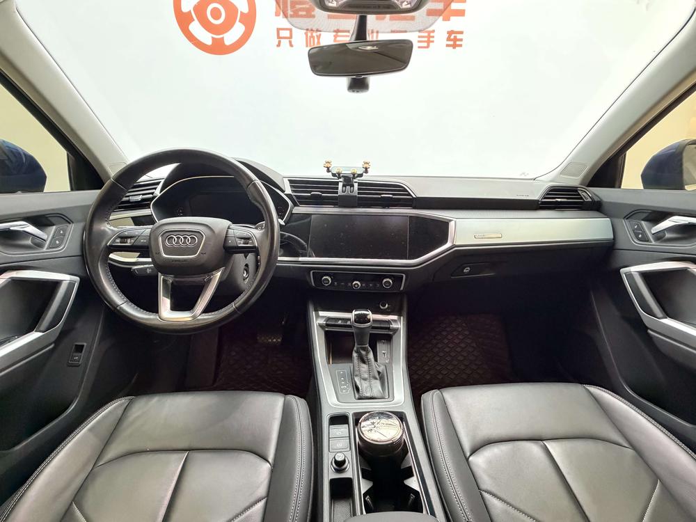 Audi Audi Q3