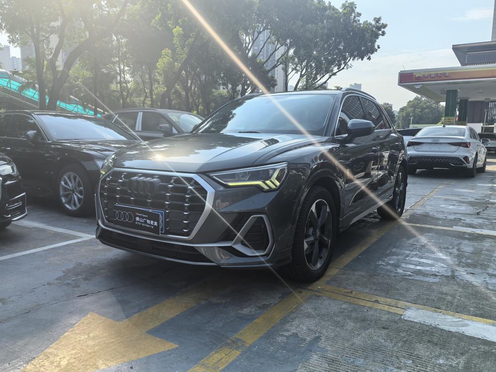 Audi Audi Q3