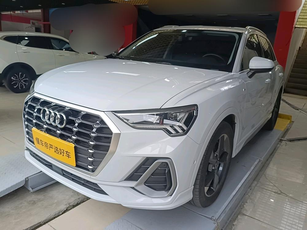 Audi Audi Q3