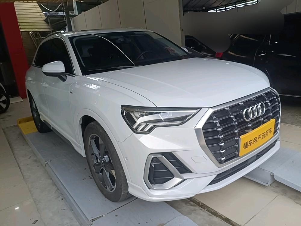 Audi Audi Q3