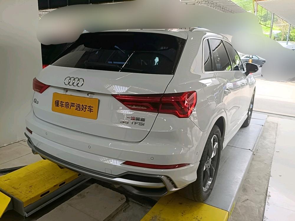 Audi Audi Q3