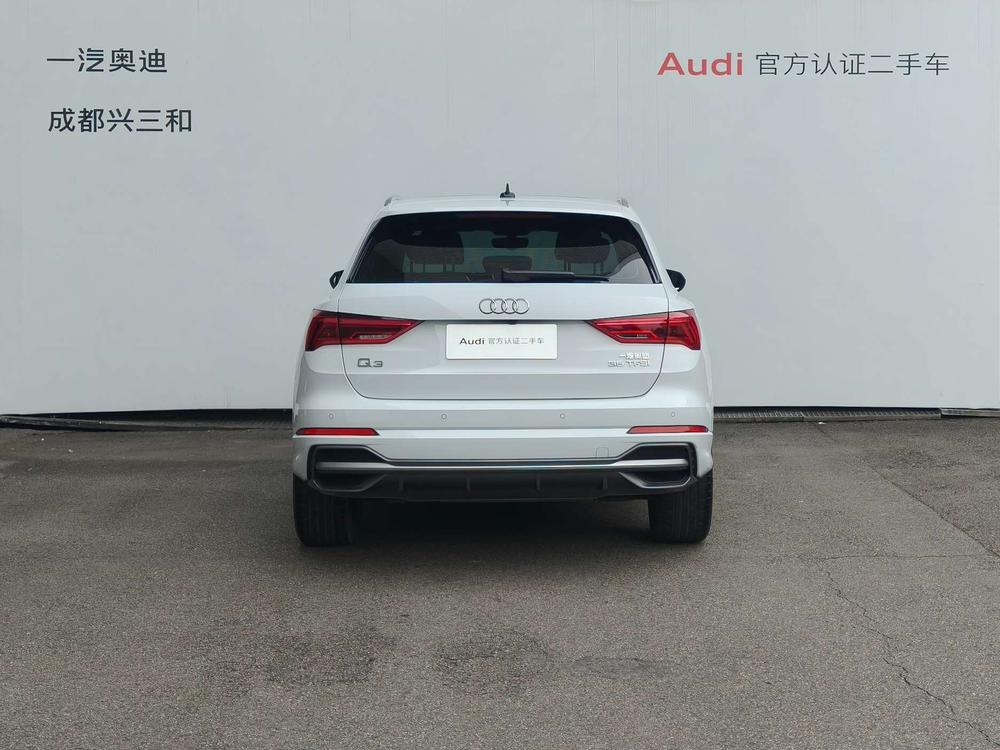 Audi Audi Q3