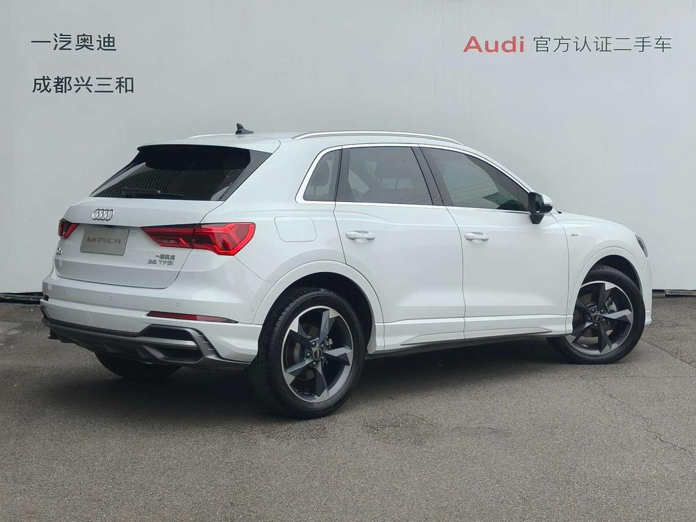 Audi Audi Q3