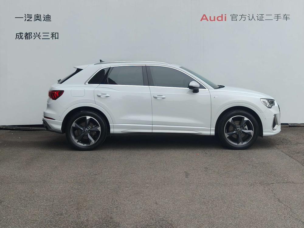 Audi Audi Q3