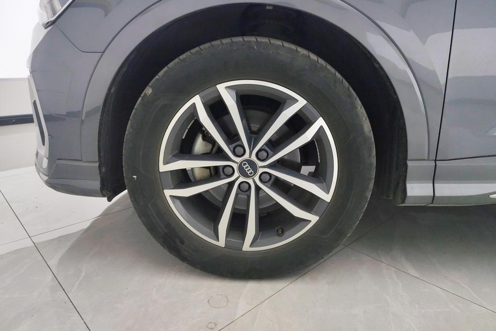 Audi Audi Q3