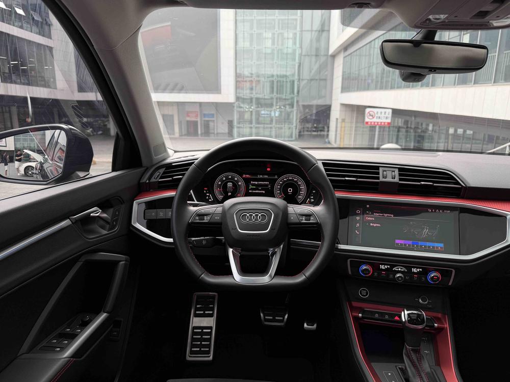 Audi Audi Q3