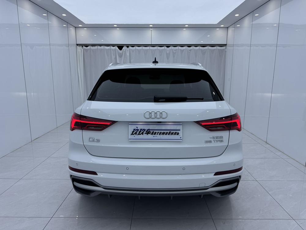 Audi Audi Q3
