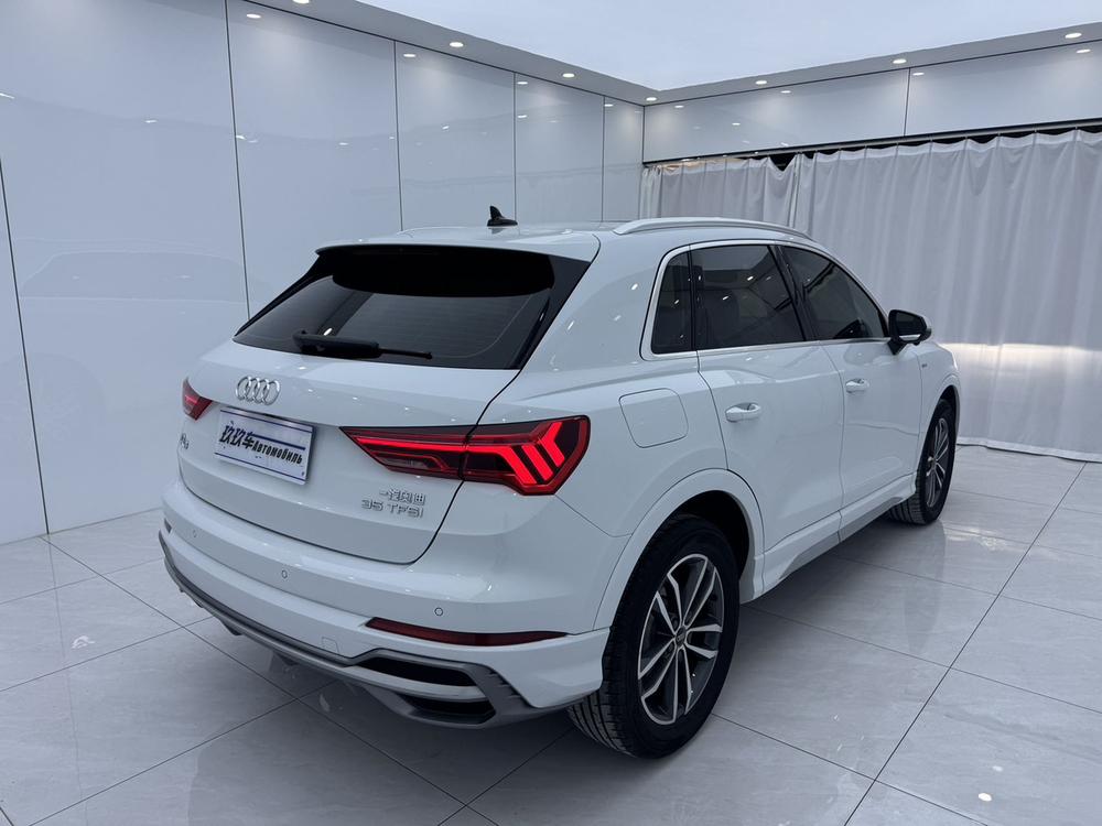 Audi Audi Q3