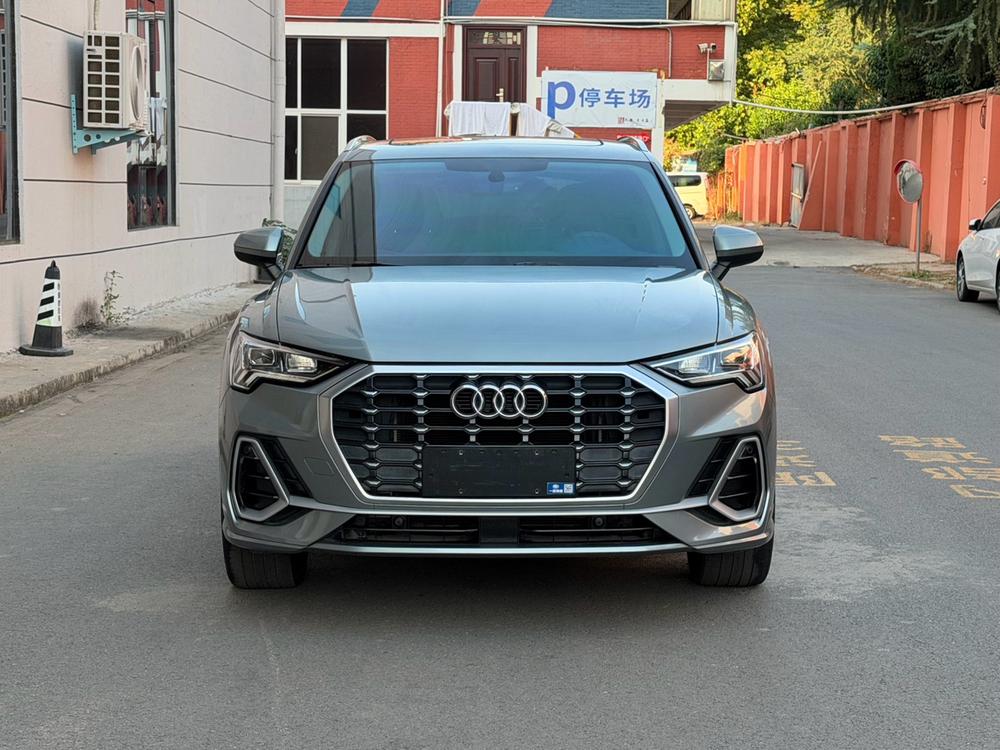Audi Audi Q3