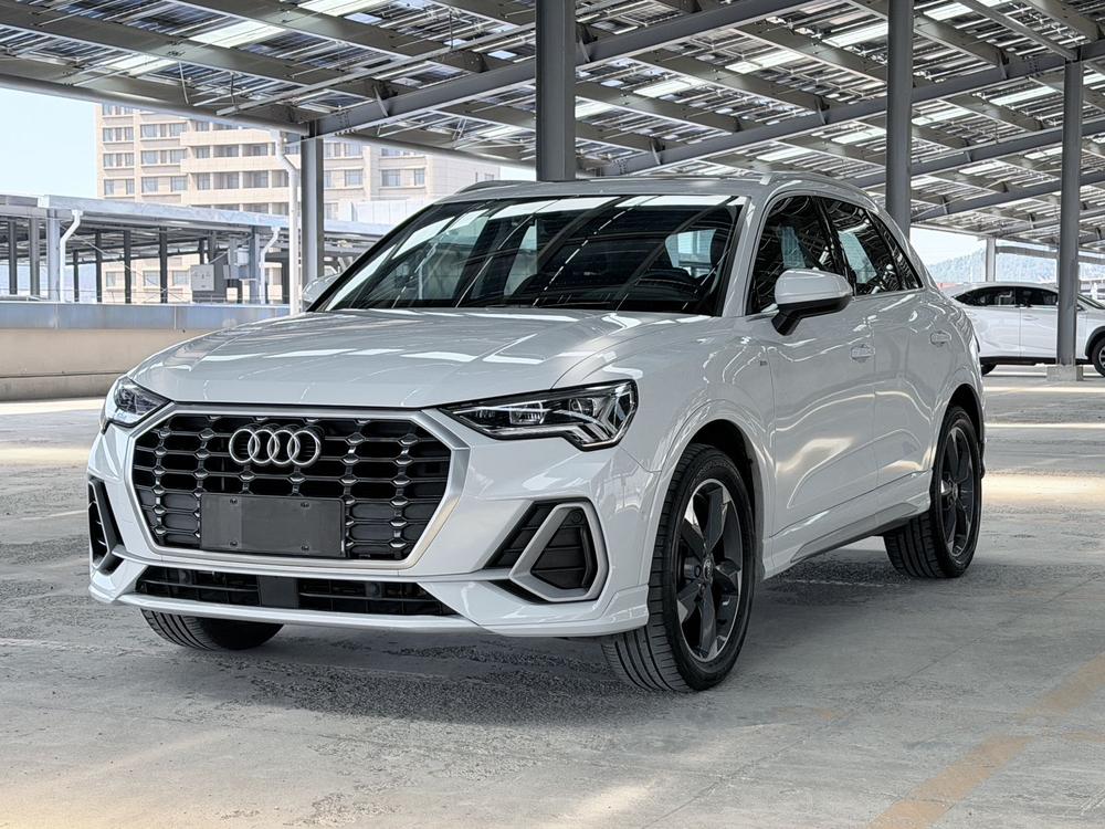 Audi Audi Q3