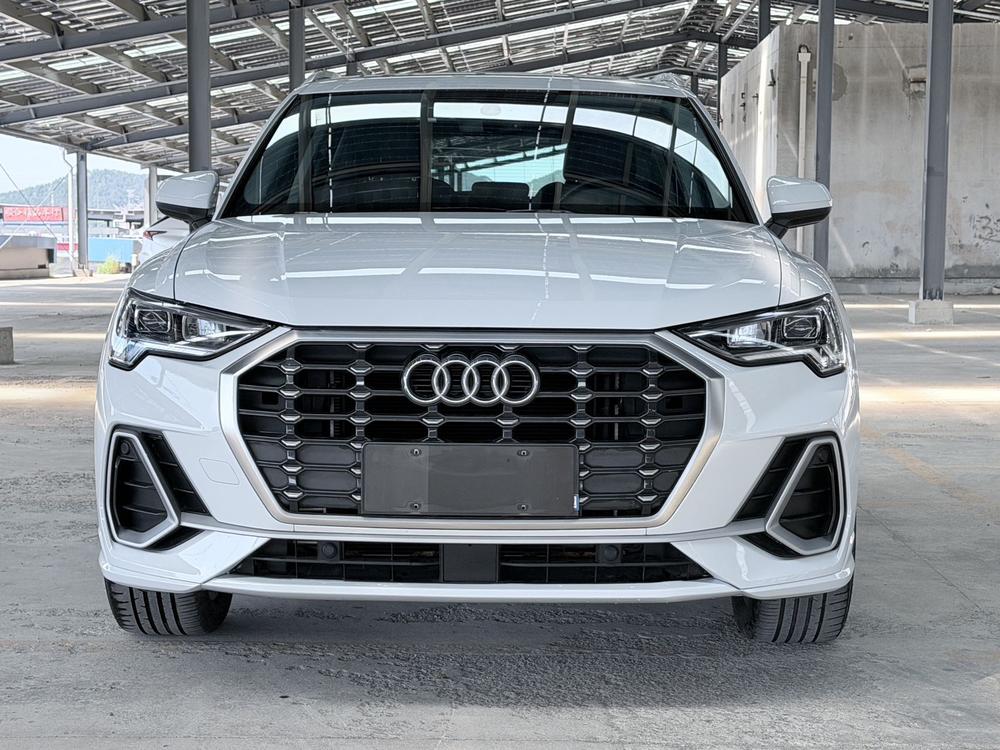Audi Audi Q3