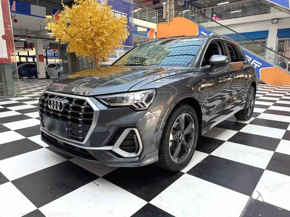 Audi Audi Q3