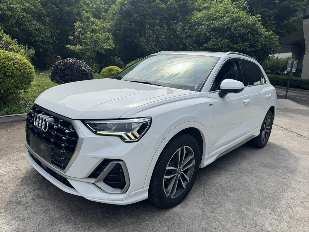 Audi Audi Q3